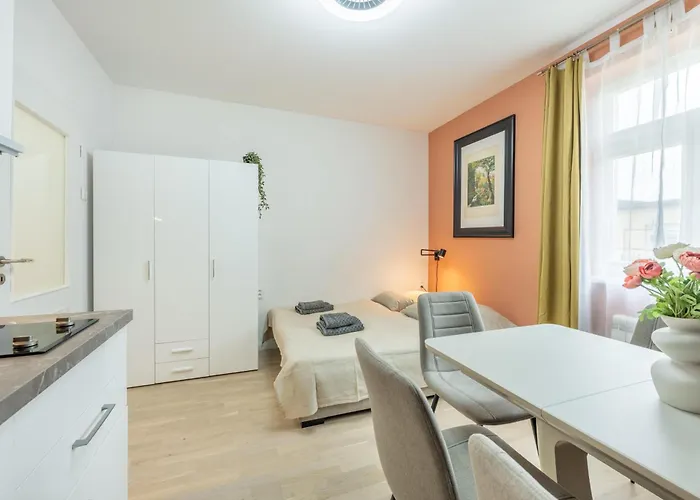 2br - 1 - Elevator - Self Check-in Apartmán